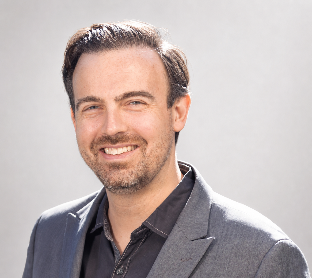 Ryan Seifert headshot